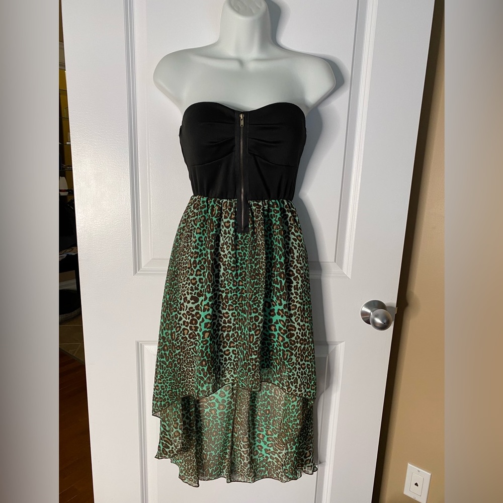 Eclipse Flowing Dress Top Leopard Animal Print Padded Bust  Lined Zipper Front